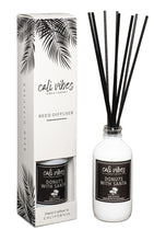 Load image into Gallery viewer, Donuts with Santa - Reed Diffuser