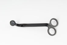 Load image into Gallery viewer, Wick Trimmer - Matte Black